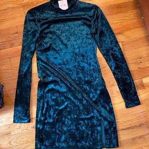 F21 - Green Dress Size M